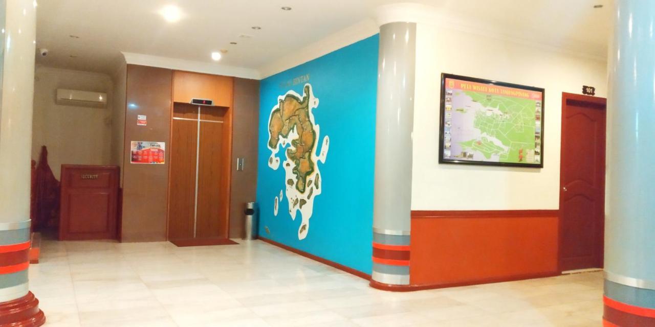 Paradise Hotel 탄중 피낭 외부 사진